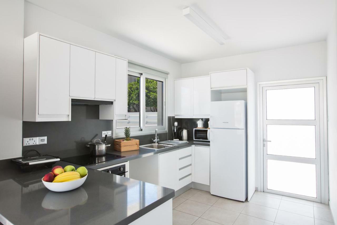 Kitsios Villas With Private Pool No2 Протарас Екстериор снимка